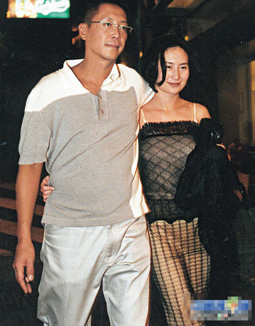 賭王6女兒私照PK 個(gè)個(gè)都很奢華