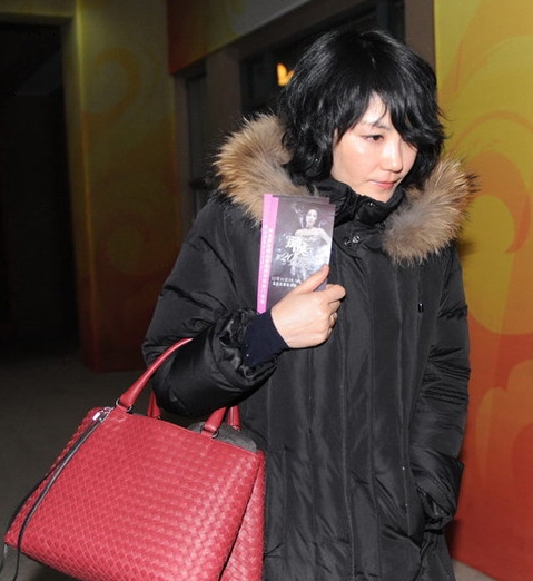 平胸天后好衣品 個(gè)個(gè)氣質(zhì)一流