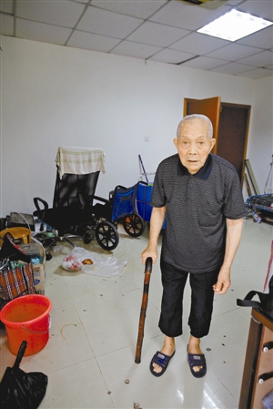 98歲抗戰(zhàn)老兵無固定住所 因外地戶口無法享優(yōu)撫 98歲抗戰(zhàn)老兵無固定住所 因外地戶口無法享優(yōu)撫