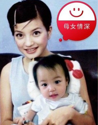 趙薇老公曬女兒成長(zhǎng)照 小四月面容清秀隨媽媽