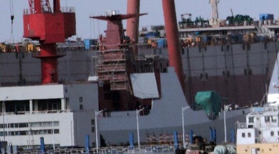 資料圖：媒體稱中國在建中的052D驅(qū)逐艦將歸入航母編隊(duì)。