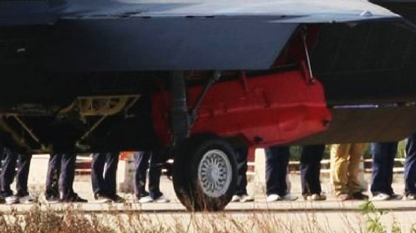 資料圖：AMF五代戰(zhàn)機(jī)細(xì)節(jié)。