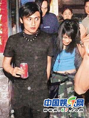 王菲消瘦現(xiàn)身密會陳家瑛 與謝霆鋒分手原因首曝光