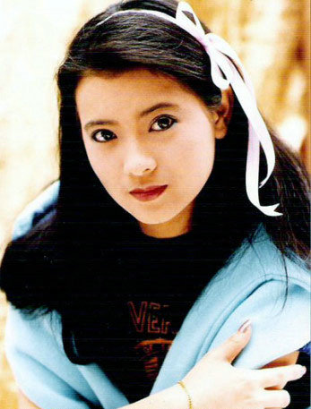 圖揭?jiàn)蕵?lè)圈人情冷暖 有人紅了忘本 有人知恩圖報(bào)