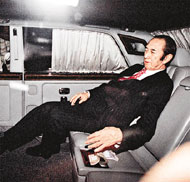 賭王80大壽，被折騰到面露疲態(tài)