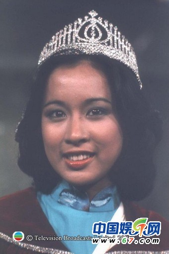 霍啟剛家族三代豪門(mén)婚姻曝光 郭晶晶肉麻示愛(ài)(組圖)