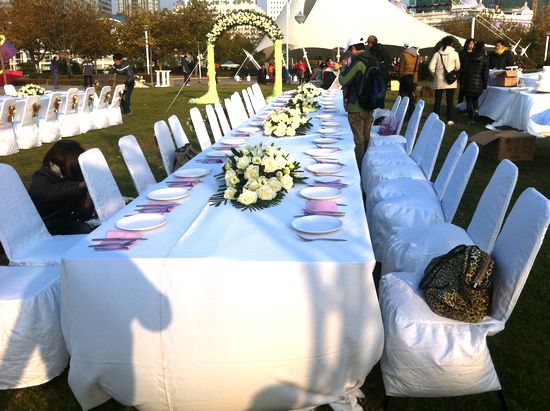 神秘電影音樂廣場(chǎng)開拍 奢華場(chǎng)景獨(dú)家劇透