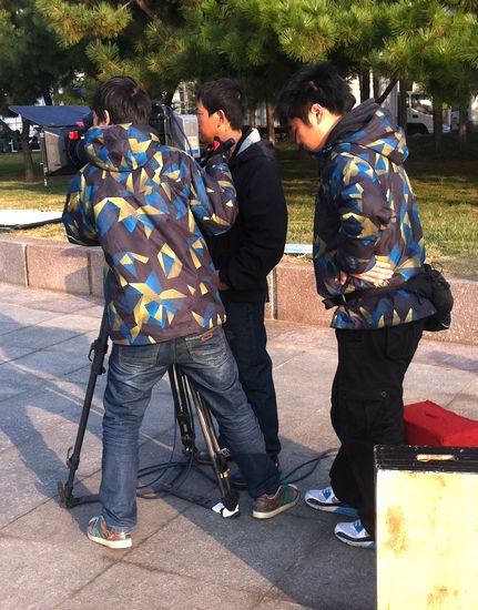 神秘電影音樂廣場(chǎng)開拍 奢華場(chǎng)景獨(dú)家劇透 神秘電影音樂廣場(chǎng)開拍 奢華場(chǎng)景獨(dú)家劇透