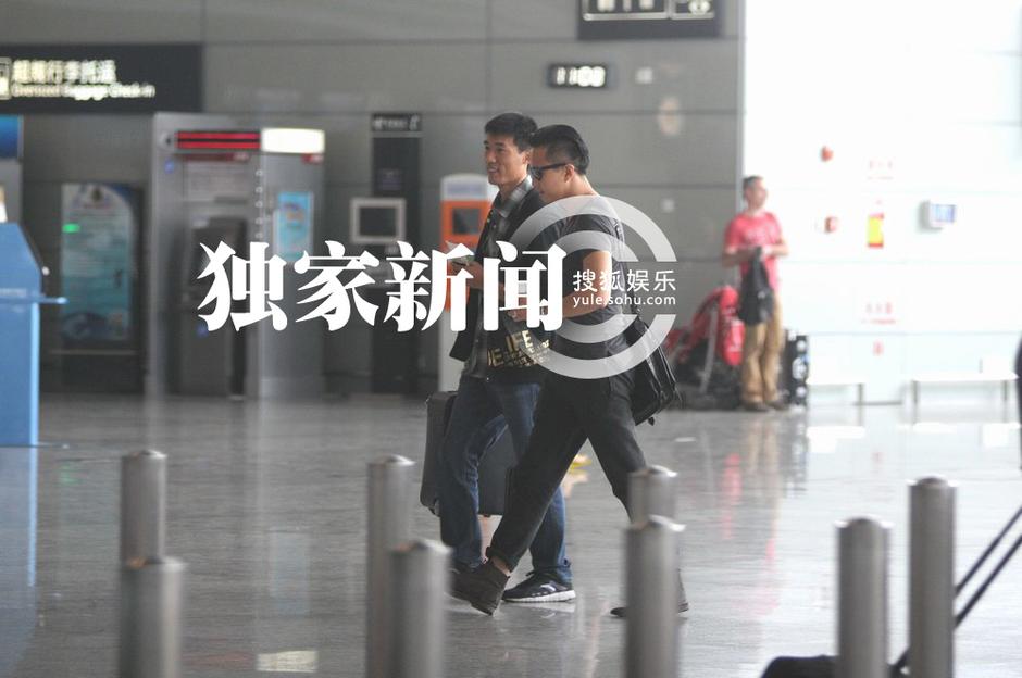 孫儷帶寶寶離滬返京手忙腳亂 鄧超成甩手掌柜獨自逍遙