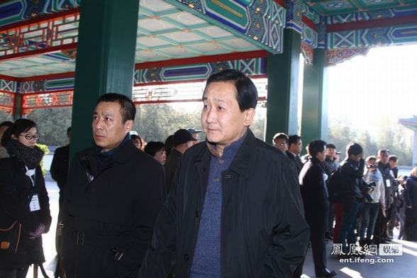 李默然追悼會(huì)北京八寶山舉行 戴玉強(qiáng)李金斗閻肅等素裝到場(chǎng)