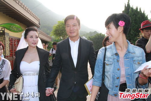 錢嘉樂湯盈盈昨日注冊結(jié)婚