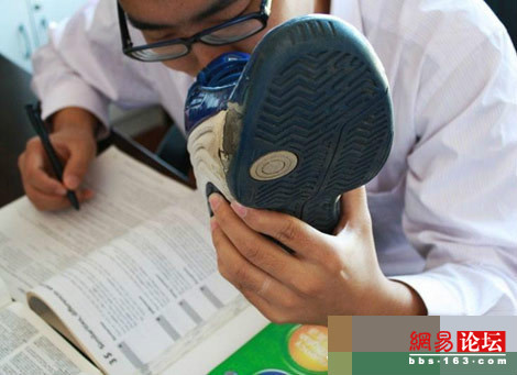 盤點(diǎn)讓人笑暈倒的囧圖 絕對(duì)霸氣