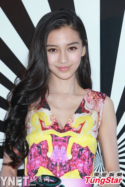 Angelababy為黃曉明慶生，自曝吃路邊攤食物中毒