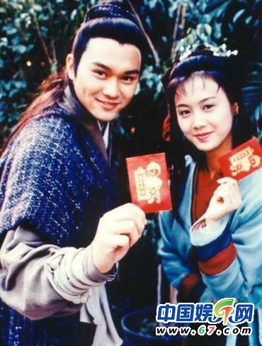 朱茵愛(ài)女美貌拔頭籌 《射雕》未公開(kāi)花絮曝光