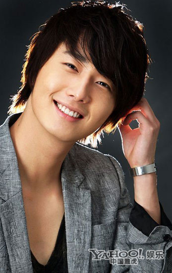 韓國(guó)娛樂(lè)圈富二代奢華生活 鳥(niǎo)叔原來(lái)真是“高富帥”??！