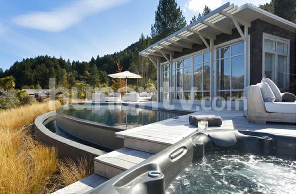 姚晨曹郁新西蘭完婚 婚照曝光