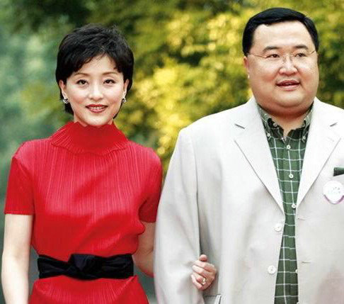 湖南臺女主持內(nèi)斗真相 舒高婚變引危機(jī)(組圖)