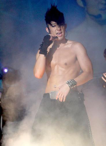 明星演唱會上各種內涵圖 雷死了