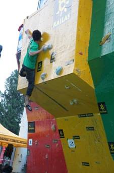 C:\Documents and Settings\liwenliang\桌面\2012KAILAS陽朔攀巖節(jié) 跟著阿揮去攀巖\5.jpg