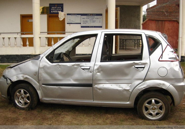 在農(nóng)村偷狗被抓到就是這下場！