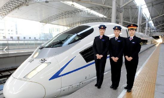 哈大高鐵美女乘務員亮相