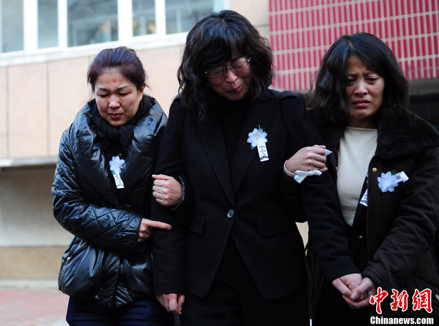 殲15總負(fù)責(zé)人羅陽(yáng)遺體告別儀式舉行