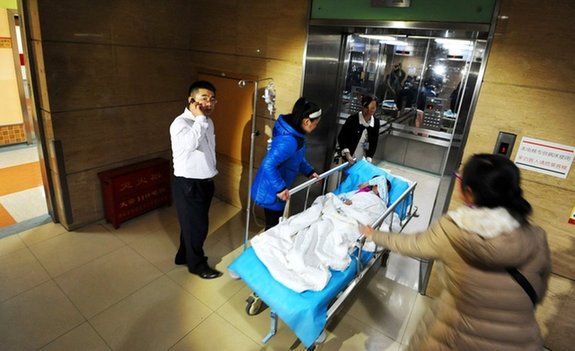 長(zhǎng)沙一小學(xué)發(fā)生踩踏事件