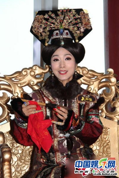 陶虹嫵媚俏皮慈禧照曝光 盤點(diǎn)一線女星各版本慈禧造型