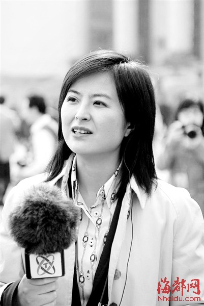 張泉靈，主持《人物周刊》《焦點(diǎn)訪(fǎng)談》《新聞會(huì)客廳》等