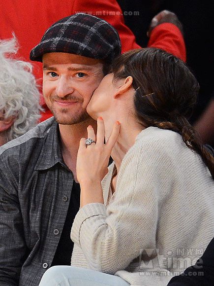 2012年歐美娛樂(lè)圈最難忘的30張明星照片