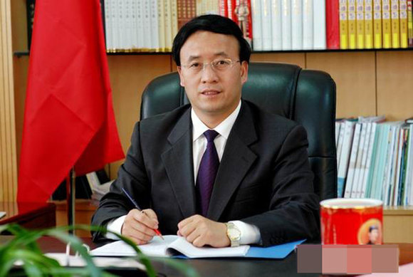 蘭州市長(zhǎng)被曝戴價(jià)值20余萬名表