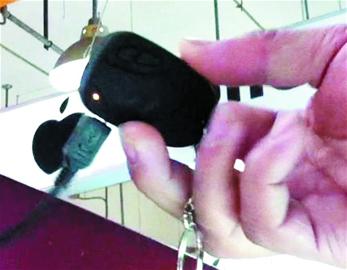 身邊有耳，手機(jī)鋼筆鑰匙在竊聽(tīng)