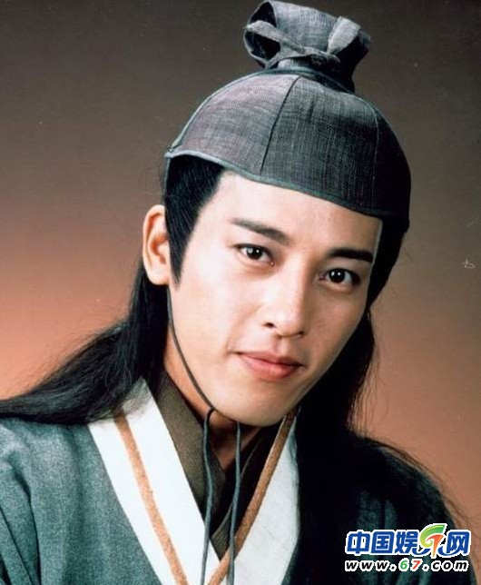 TVB沒(méi)捧起來(lái)的花美男 江華