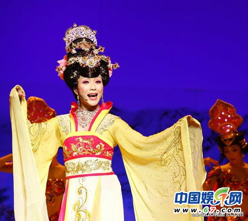 盤點可男可女的逆天明星 張根碩林青霞李準基(圖)