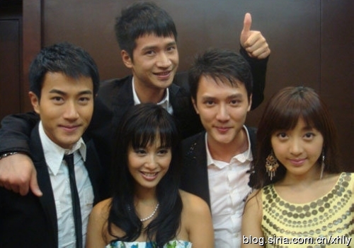 娛圈年度囧事 中年女星尺度大開(kāi)