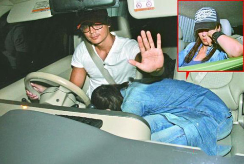 2012年震撼桃色現場：楊怡車震 暮光女偷腥(圖)