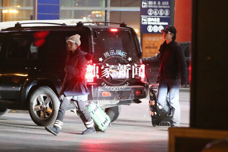 凌瀟肅唐一菲當(dāng)眾親昵 唐一菲忙賣萌撒嬌