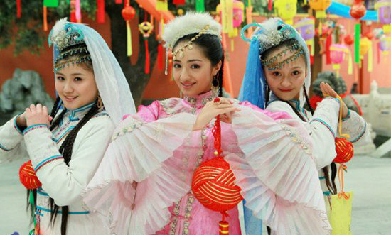 古裝美人扎堆看誰最搶眼:劉詩(shī)詩(shī)清純溫婉 甄嬛冶艷