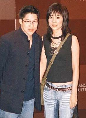 傳郭晶晶婚姻亮紅燈 霍啟剛與嫩模吳婷演“海戰(zhàn)門”