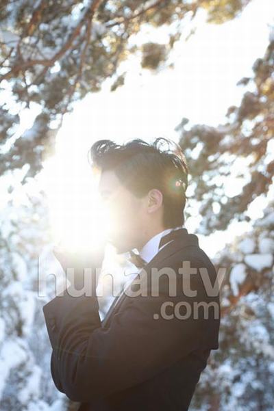 俞灝明“災(zāi)”后首次自曝高清正面照 網(wǎng)絡(luò)語(yǔ)音調(diào)侃記者