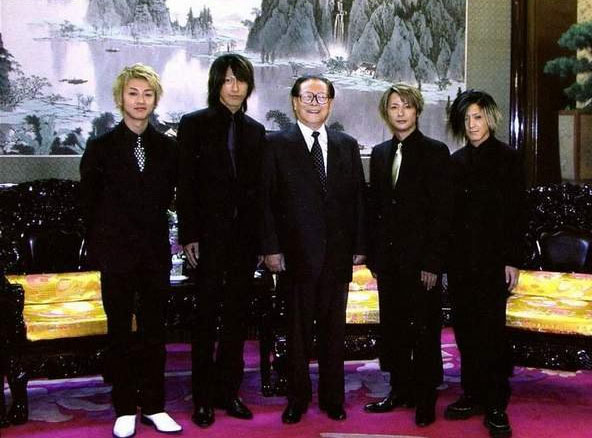 明星們的驚人囧照 張張有亮點(diǎn)