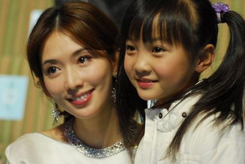 明星們的驚人囧照 張張有亮點(diǎn)