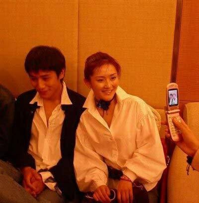 謝娜罕見大學(xué)宿舍寢室私照曝光 清純甜美判若兩人