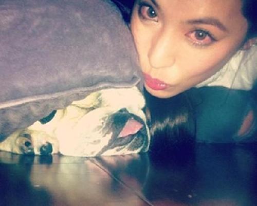 吳建豪曬與女友恩愛(ài)合影