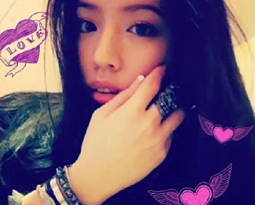 吳建豪曬與女友恩愛(ài)合影