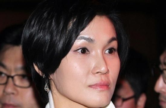 李敘顯(Lee Seo-Hun)，38歲，第一毛織(Cheil Industries)，執(zhí)行副總裁，韓國