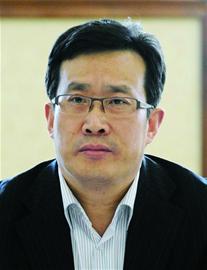 市政協(xié)委員、市教育局局長徐劍波