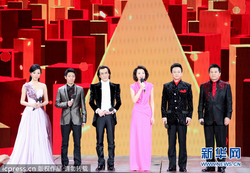 2013央視蛇年春晚主持群確定