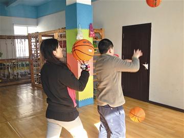 自閉癥康復機構(gòu)面臨“自閉”