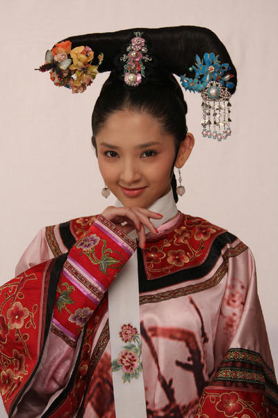 北影?；廊藞D譜 華妃蔣欣坎坷上位